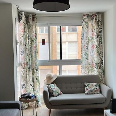 Apartamento Sister Wifi Apartment บาเลนเซีย ภายนอก รูปภาพ