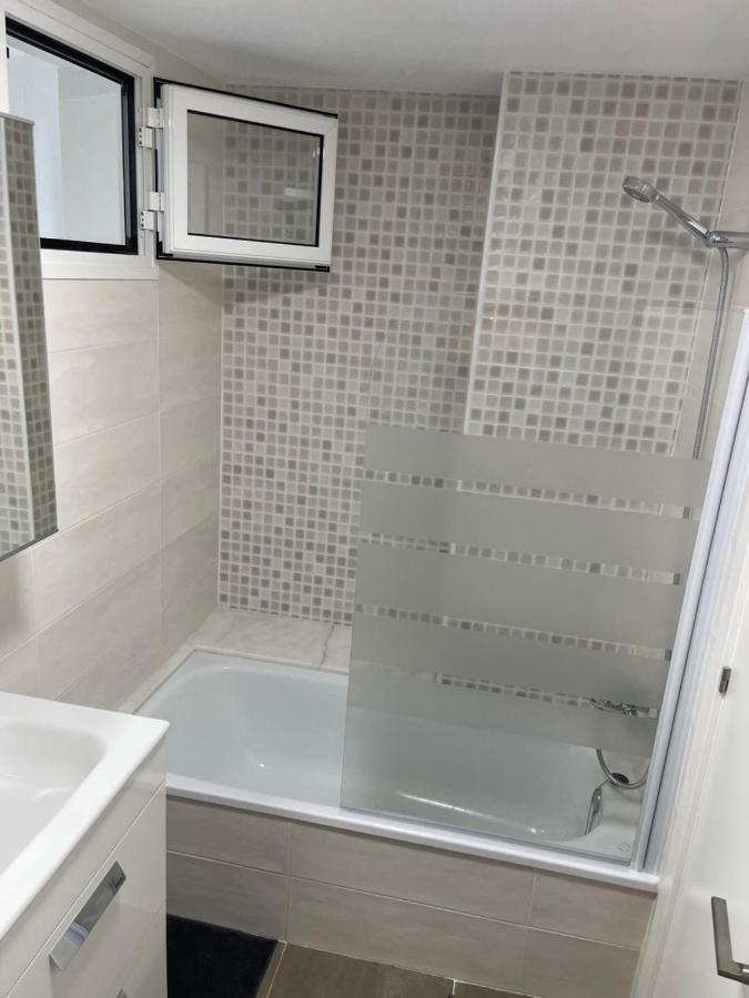 Apartamento Sister Wifi Apartment บาเลนเซีย ภายนอก รูปภาพ